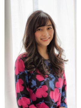 イル(ile) 清楚なピュア艶ロング