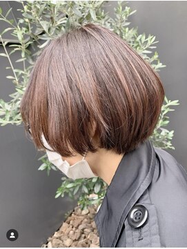 シャインヘア モカ 新宿(Shine hair mocha) [新宿]ブラウンネイビーグレー_ヘルシーレイヤー＠20代30代40代