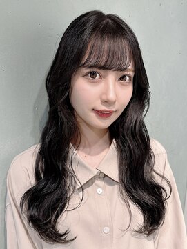 ティア(Tia.) (韓国風/ウェーブヘア/ロングヘア/前髪/サイドバング/小顔)