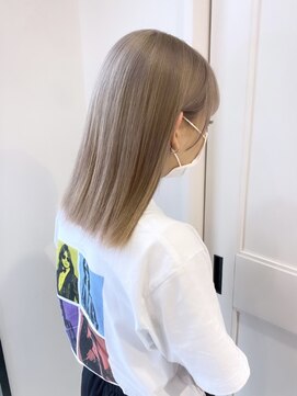 へアメイクワンプラス 四日市(HAIR MAKE ONEplus) 10代20代人気/ミルクティーベージュ/ブリーチカラー