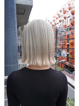 シィーム(cime) ホワイトブロンド