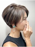 白髪ぼかし×小顔ショート/40代50代の上品スタイル