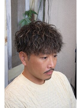 デルフィーノ ヘアーパフォーム(delfino hair perform) メンズパーマツイストスパイラルシャドーニュアンスパーマ