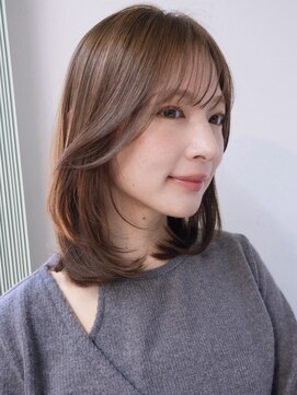 ガーデン 銀座(GARDEN) ミディアムレイヤーカット/似合わせカット/顔まわり/ベージュ