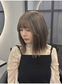 透明感のあるモカグレージュ