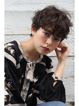 ブークル(boucle) 外国人風大人可愛いショートパーマ