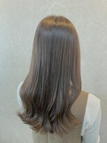 カーキグレージュ＊こなれヘア＊透明感＊丸型【Zina銀座】