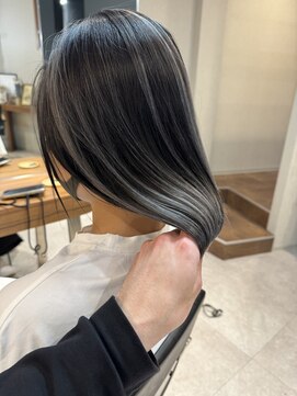 エイトデイズ 三宮駅前店(EIGHT days) contrast highlight