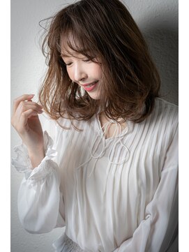 カバーヘア ブリス 戸田公園西口店(COVER HAIR bliss) グレージュニュアンスパーマ抜け感ミディアムv戸田公園30代40代