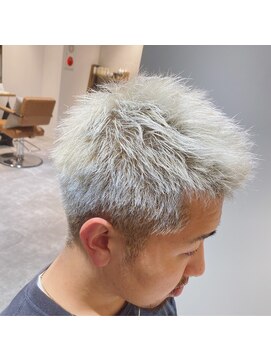 ジュネス 奈良橿原(Jeunesse) ホワイトカラー×無骨ソフトモヒカン