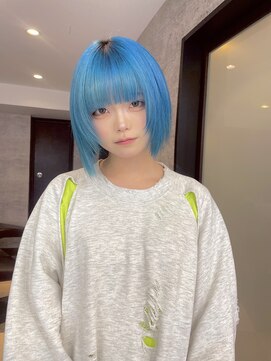 ジーナ 名駅(XENA.) 《XENA/YURI37》ターコイズブルー/ハイトーン/ボブレイヤー