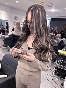 キング 高槻(K!ng) 縮毛矯正髪質改善ハイライトレイヤーカット枚方美容室エクステ