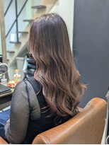 アオ(a-o)&nbsp;ロングツヤツヤピンクハイライトトテモキレイデス