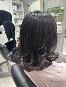 ラトゥリップ(La Tulipe) ミディアムレイヤー