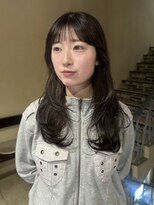 シェール(CHERE)&nbsp;レイヤーカット レイヤーロング オン眉