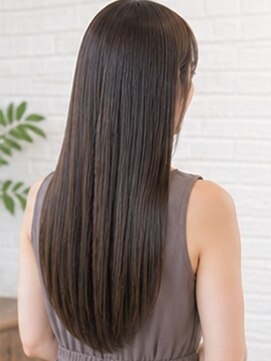 サロン デュッカ(Salon Duka) ストレート×ロング