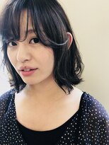 ネイロ(NE/LO) 外ハネ感がキュートなロブ
