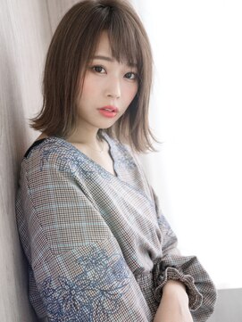 カノン(canon) アシメバング×ベージュカラー☆おすまし顔切りっぱなしボブ♪