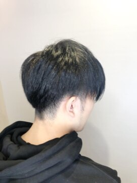 ナフィ バイ エイム 町田店(Nafie by eim) ダークネイビー/アッシュグレー/オリーブグレージュ/刈り上げ