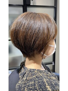 ウィスク(whisk) 王道ショートスタイル　[志木・新座]