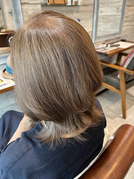 エスト(est) エイジング毛でも楽しむ白髪対策ウル艶M3D【髪質改善/新宿】