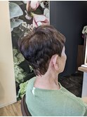 80歳台大人女性のボリュームショート
