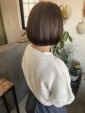 キキ(kiki) ブラウンベージュ＊#ベージュカラー#三重