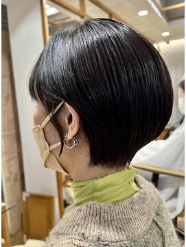 クラップス 京急富岡(CLAPS) 大人マッシュショート丸みショート黒髪ショートベリーショート