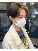 インナーカラーマッシュショート