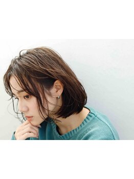 《オリジナルのうるツヤトリートメント☆》新感覚の"髪質改善トリートメント"で艶感UP&柔らかい手触りに!!