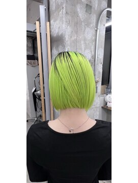 モニカ 原宿店(MONIQA) みどりカラー