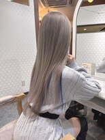 ブランシスヘアー(Bulansis Hair) さらさらストレートシルバー