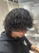 ジーナ サンシャイン通り池袋(Zina)&nbsp;波巻きパーマ×ウルフ【zina チカ】