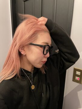 ジーナ 渋谷神南(Zina) ピンクベージュ