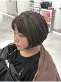 白髪ぼかしハイライトカラー/丸みボブカット
