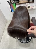 【Lana】ほのかな赤みが艶めく、シルキーブラウンストレート