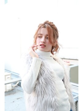 ネオリーブ シュシュ 神保町店(Neolive susu) カジュアルハーフアップ