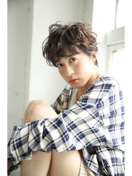 ネオリーブエクラ 上野御徒町店(Neolive eclat) ウェーブカーリーショート