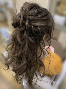 エース(Ace) ハーフアップアレンジ