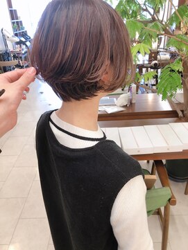 キアラ(Kchiara) 美シルエットマッシュショートkchiara福岡川野直人