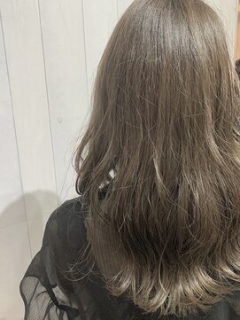 ライフ バイ ギフトグループ(LIFE by gift group) ほんのりミルクティベージュ☆