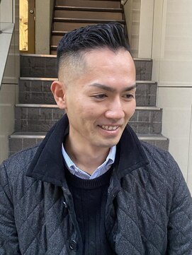 ドルクス 日本橋(Dorcus) 濡れパン男子 スキンフェード サイドパート