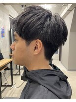 フイ 代々木(Hui)&nbsp;アップバング/メンズツーブロックマッシュ/束感ショート波巻き