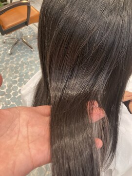 ムック 葛西(MUCCU) 地毛風縮毛矯正