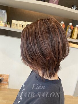 リアン(Lien) くびれショート/白髪ぼかしハイライト