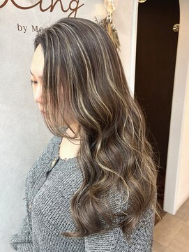 リングバイモアムー(Ring by Moremuu) issy デザインハイライトカラー