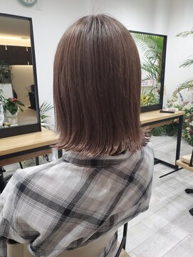 フォクシー(Foxy) 20代30代40代大人可愛い髪質改善カラー艶感ストレート透明感