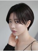 横浜西口切りっぱなしミニボブショートレイヤー前下がりイルミナ