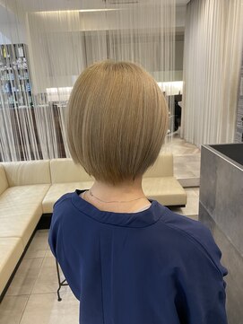 ジゼル 小倉(GiseL) ブロンドベージュ　かじ