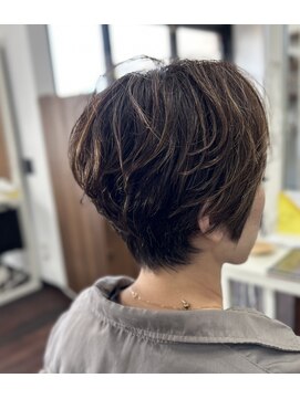 ブローチ(Brooch) 大人女性に人気◎ナチュラルショート☆